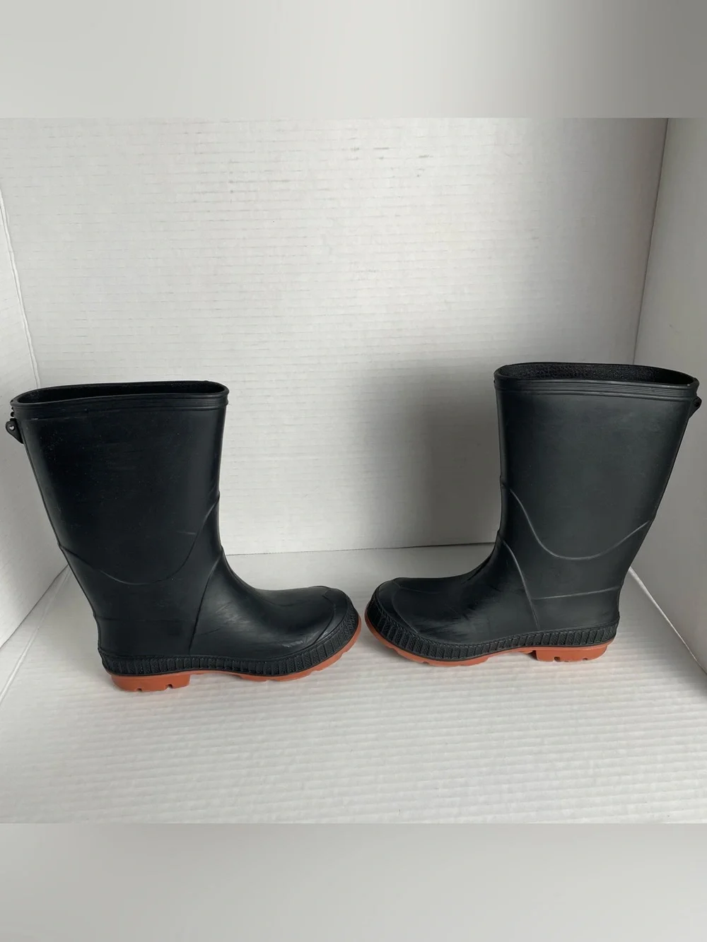 Wonder Nation Boys Chore Rain Boots Boys Size 9/10 Black Outdoor Play